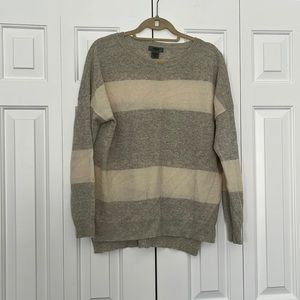 Premise 100% Cashmere White and Gray Striped Sweater in Medium